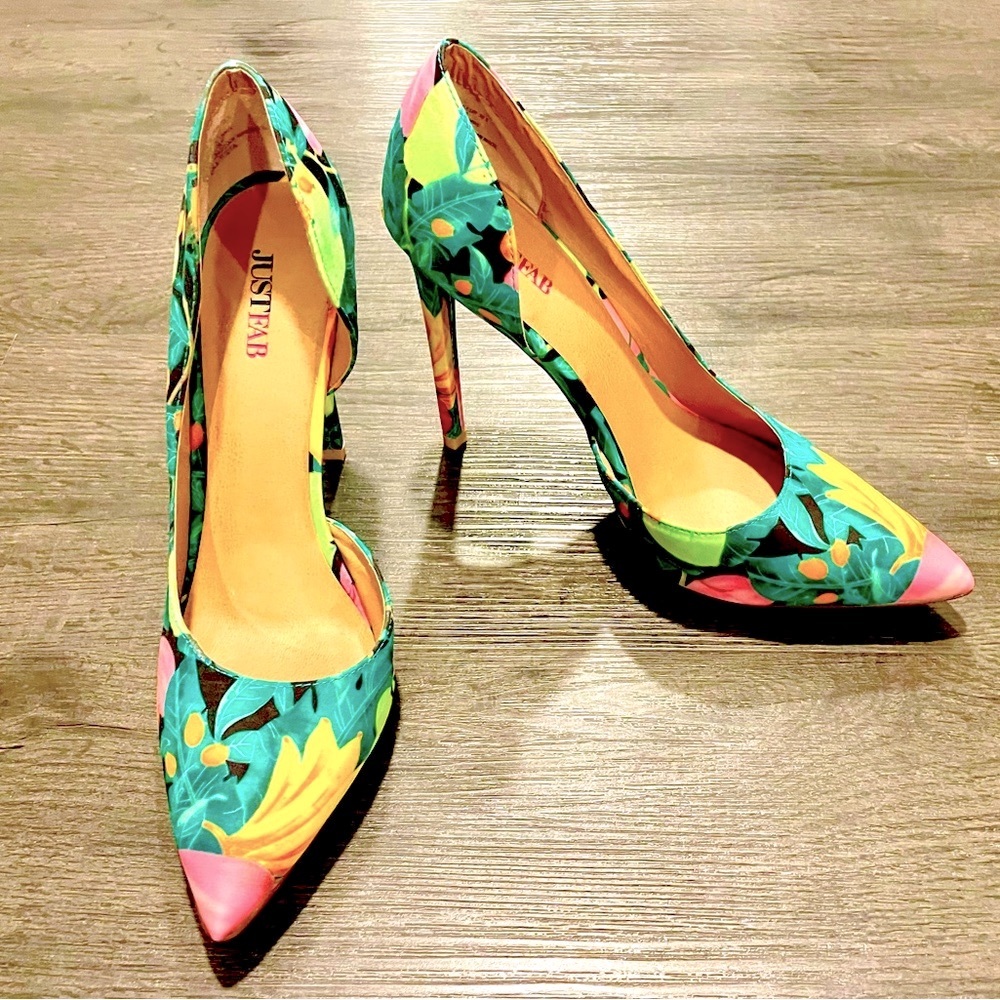 New Colorful pumps